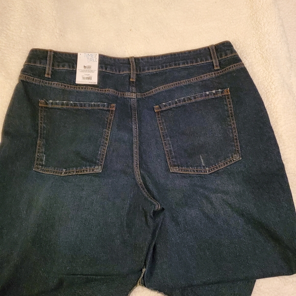 Womens Time and Tru, high rise, size 20 jeans. - Picture 6 of 6